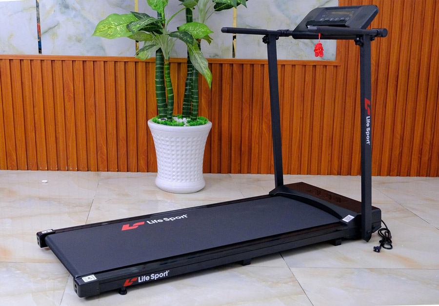 may-chay-bo-lifesport-ls-4-thuc-te