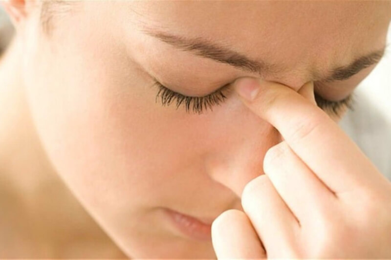 cách massage mũi trị viêm xoang
