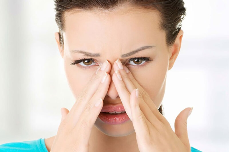 cách massage mũi trị viêm xoang