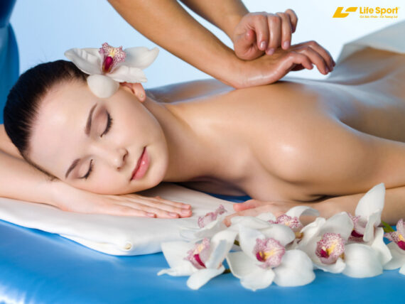 Cách massage lưng giảm nhức mỏi