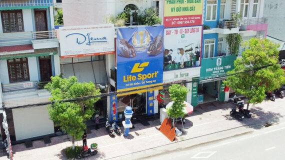 Lifesport Bắc Giang cung cấp ghế massage, máy chạy bộ, xe đạp tập